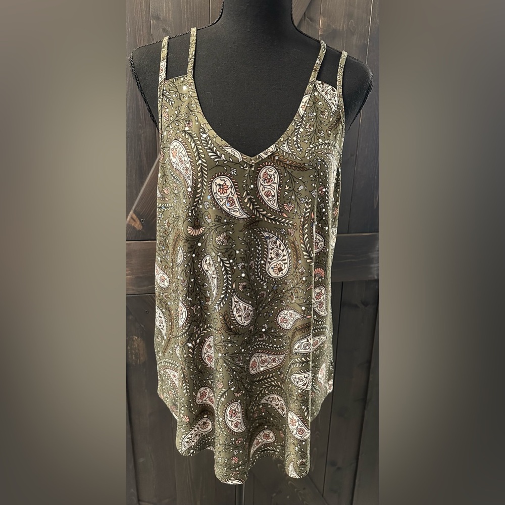 Exclusive One Petite Flower Paisley Print Tank Top W/ Sequins - Size PXL